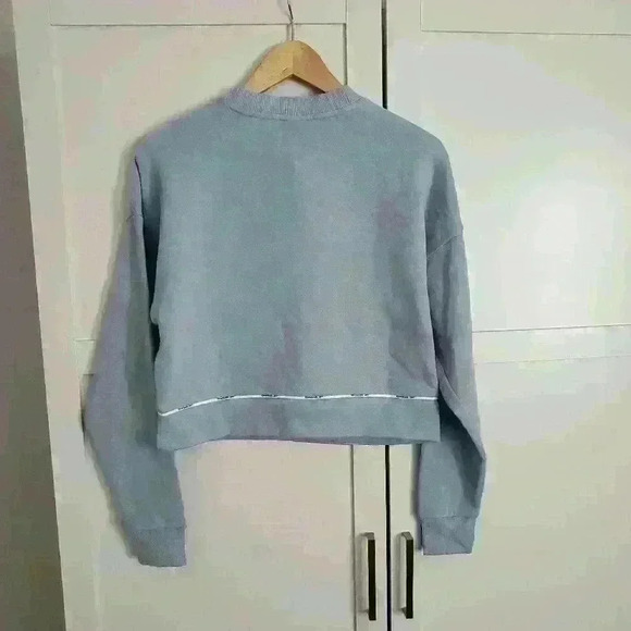 🌴2/$25🌴Reebok Light Blue Cropped  Sweater - Picture 2 of 3